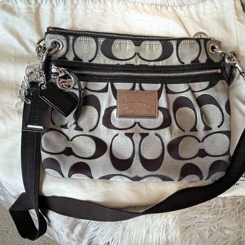 Coach Poppy Signature Crossbody/Satchel